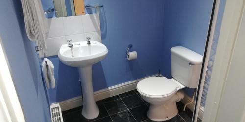 Hostal Northdene Theatre Hotel
