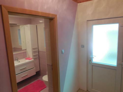 Hostal Apartmaji In Sobe Cuder