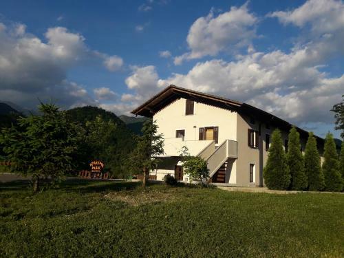 Apartma M&r