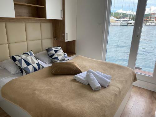 Floating House Mm, Marina Portoro?