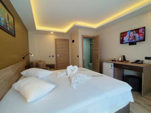Palmiye Suites Hotel
