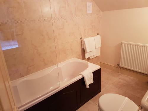 Hostal Churston Court Hotel