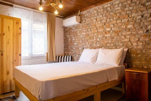 Captivating House With Backyard Authentic Design In Urla, Izmir