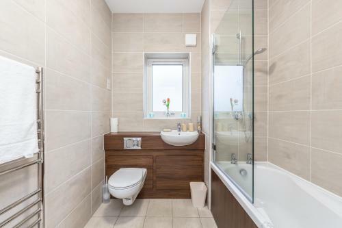 Lovely 2-bed Apartment In Dartford