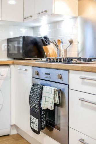 Lovely 2-bed Apartment In Dartford