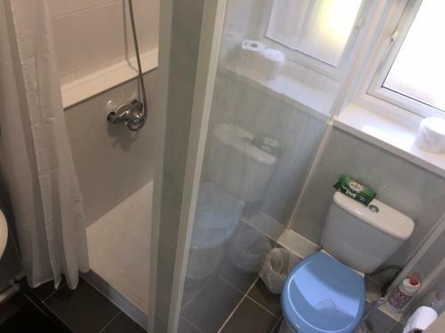 Hostal Twin Rooms Browning House