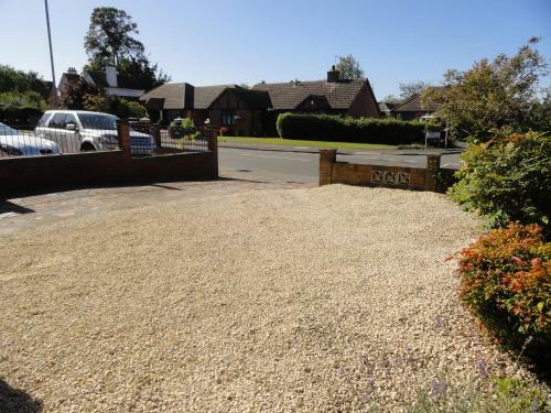 Isbourne Place By Cliftonvalley Apartments