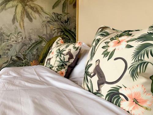 Bed & Breakfast Quaint Luxury Villas