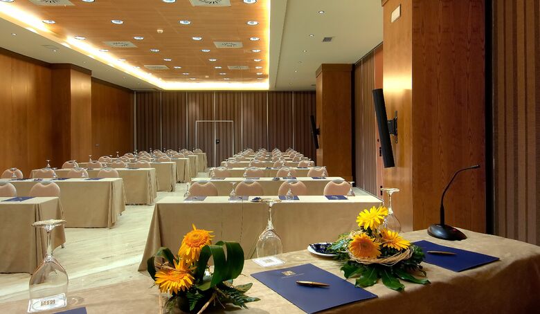 Hotel C�rdoba Center