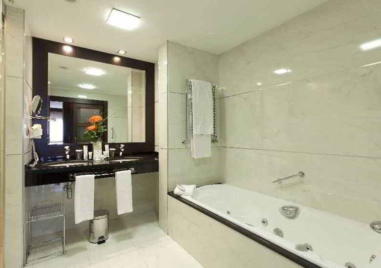 Hotel C�rdoba Center