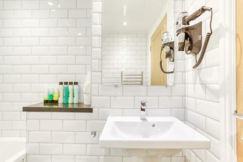 Apartamento Central Bright 3 Bed Flat With Secure Parking