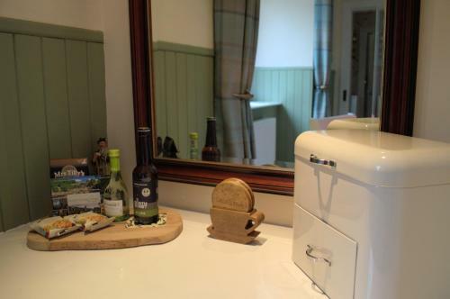 Rosemount Cottage - Highland Cottage
