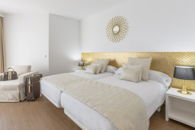 Oliva Nova Golf Beach & Golf Hotel