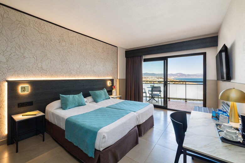Hotel Puente Real