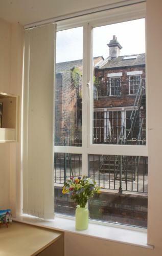 Hostal Renshaw Guest House