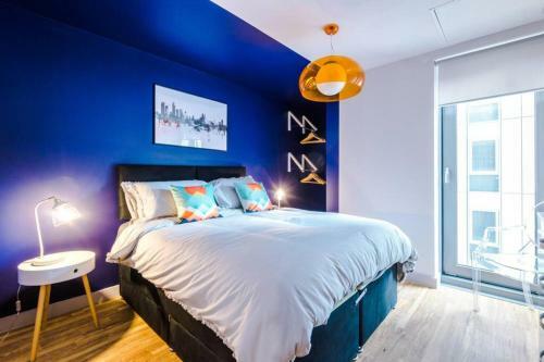 Liverpool Superb Rated Apartment With Private Parking