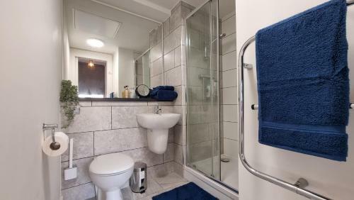 Apartamento City Centre Studio With Wifi Parking & Shops