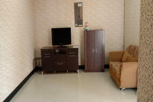 Oyo 90627 Hotel Mutiara