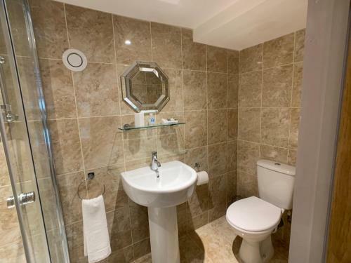 Swan House Tea Room And Bed & Breakfast