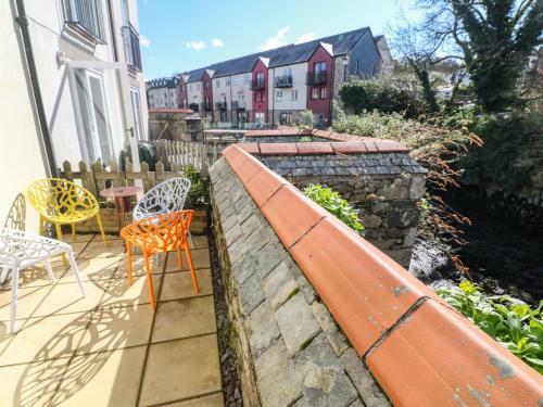 4 Summercourt