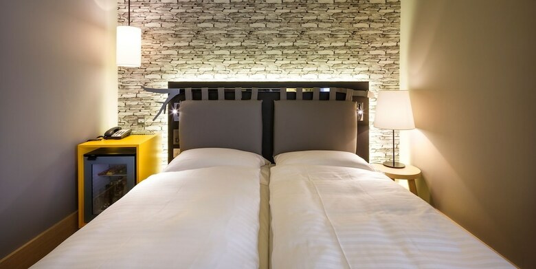 Hotel Swiss Wine By Fassbind