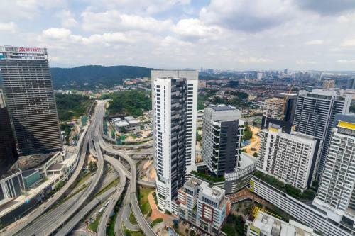 Apartamentos Proper Suites@empire Damansara