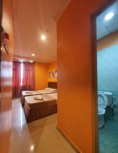 Highway Budget Hotel
