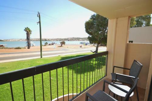Riverview Holiday Apartment 11 - Kalbarri, Wa