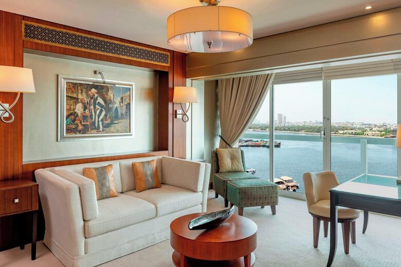 Sheraton Dubai Creek Hotel And Towers