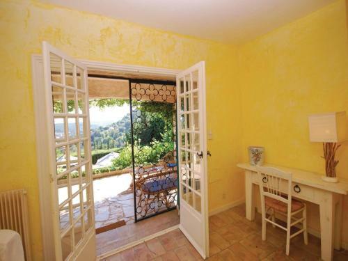 Holiday Home Chemin Des Fumerates