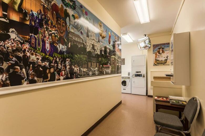 Hotel Comfort Suites New Orleans