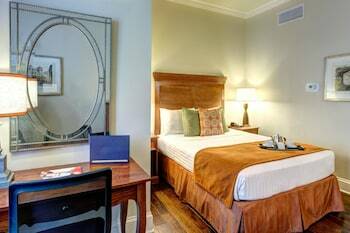 St. James Hotel, An Ascend Collection Hotel