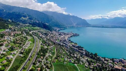 Apartamento Montreux Castle | Charming Lake View Studio