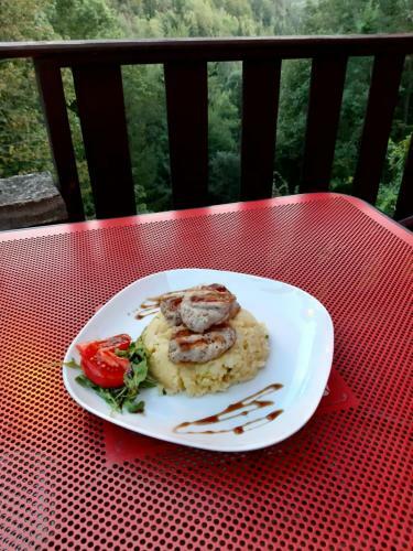Hostal Penzion A Restaurace Belveder