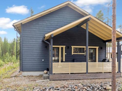 Holiday Home M�nnikk�