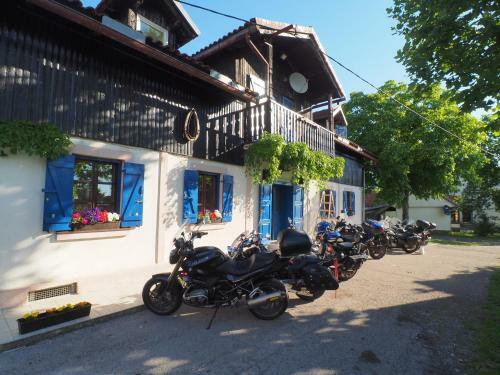 Hostal Guest House Sara Latin