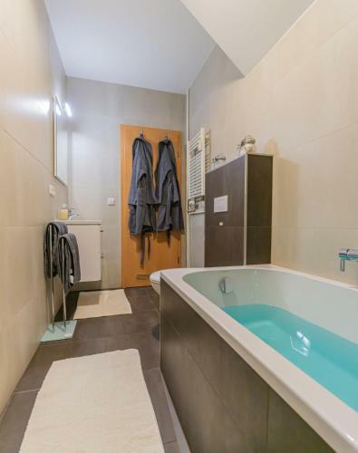 Apartamento Altstadtapartment, 80 Qm,2 Schlafzimmer,parkplatz,netflix
