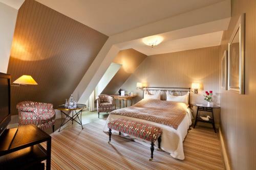 Hotel Chateau De Germigney