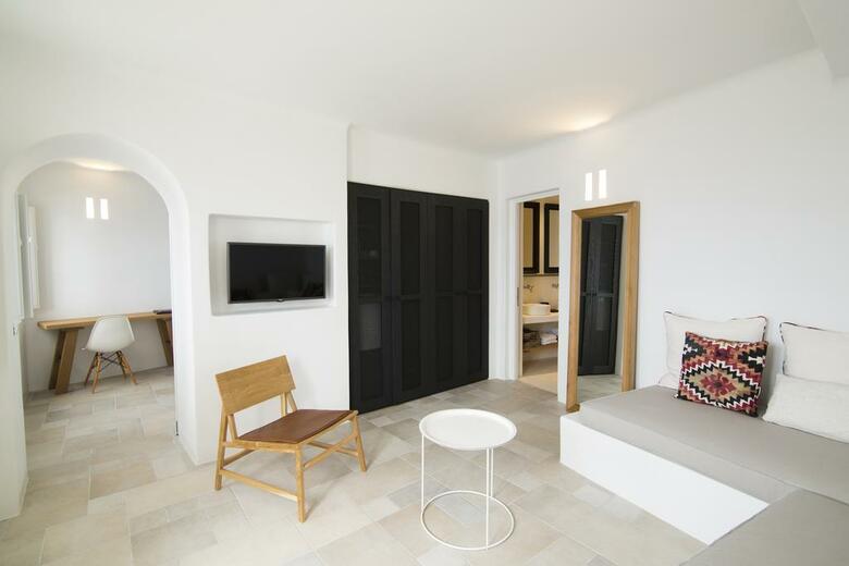 Apartamentos Porto Fira Suites