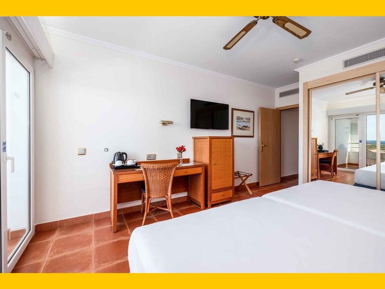 Playacartaya Aquapark & Spa Hotel