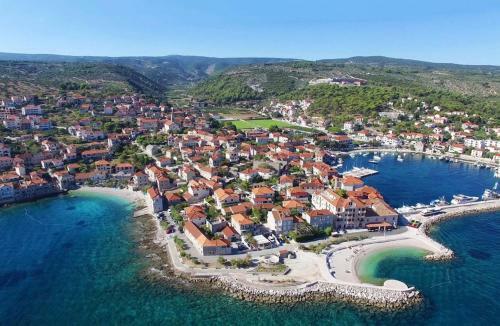 Apartments By The Sea Postira, Brac - 737