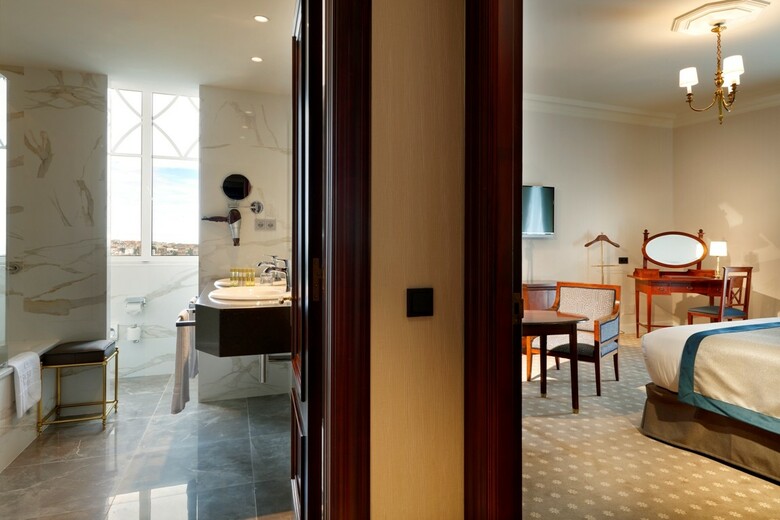 Eurostars Hotel Real