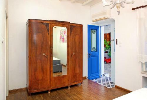 Rodia House