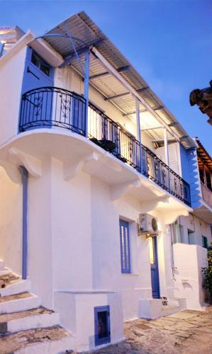 Rodia House