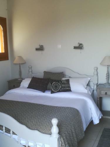 Villa Koumos - Crete Holidays With Pool And Views
