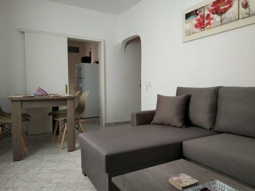 Lovely Courtyard - Serenity