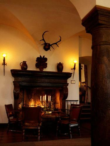 Hotel Und Restaurant Burg Schnellenberg