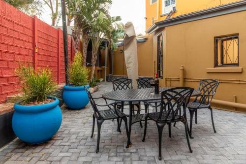 Oldie Villa Balcony-seaview Apartment