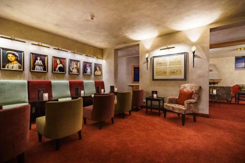 Kurf�rstliches Schlosshotel Weyberh�fe