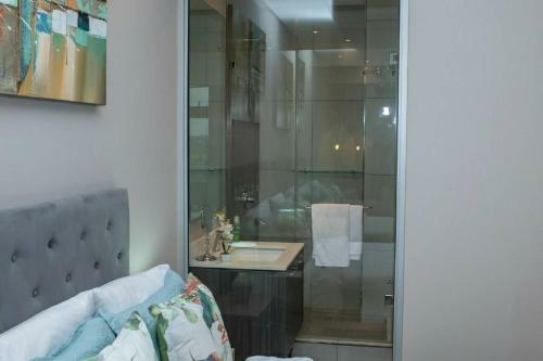 301 Menlyn Maine Trilogy Apartment